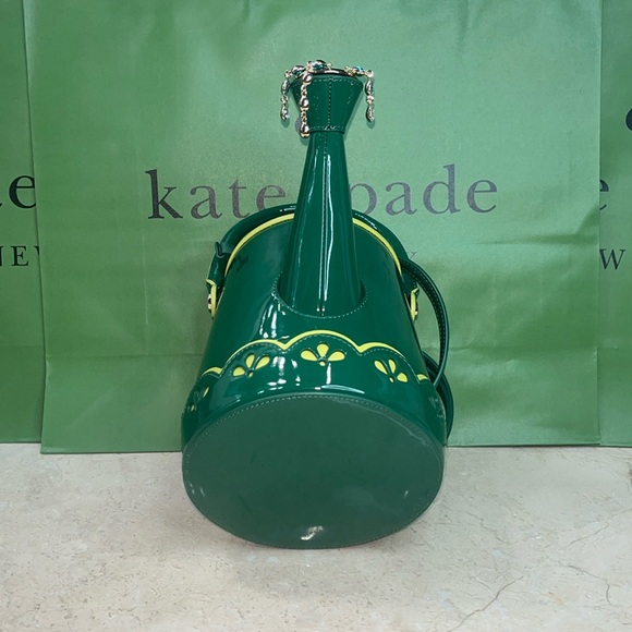 ♠️kate spade Harvest Time Watering Can Patent Fabric Crossbody, Green Multi NWT - Picture 13 of 16